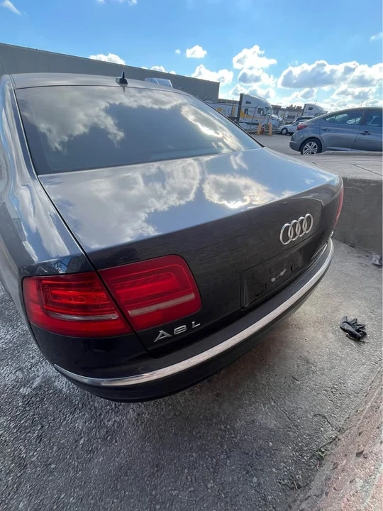 2010 Audi D3 A8 - Image 4 of 10