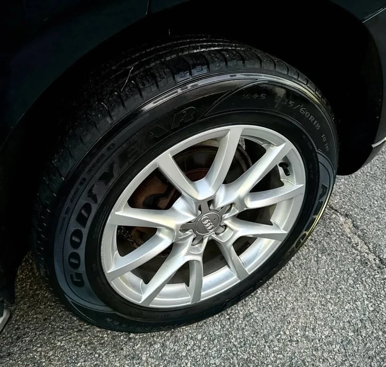 2010 Audi 8R Q5 - Image 15 of 18