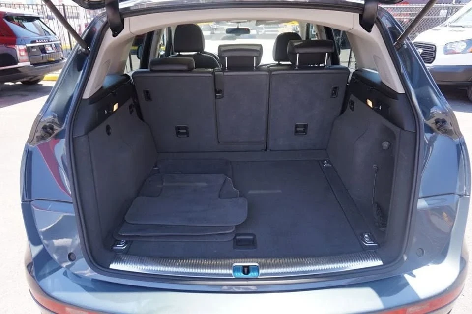 2010 Audi 8R Q5 - Image 8 of 20