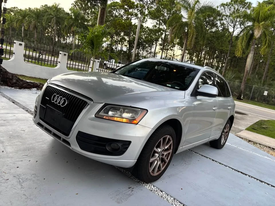 2010 Audi 8R Q5 - Image 3 of 12