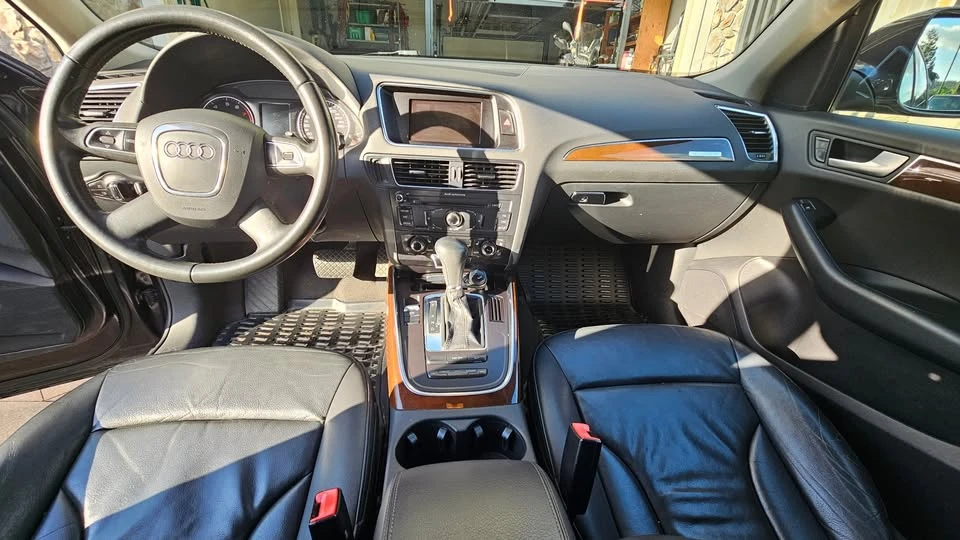 2010 Audi 8R Q5 - Image 11 of 14