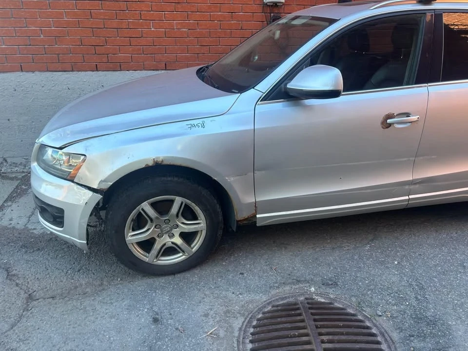 2010 Audi 8R Q5 - Image 2 of 5