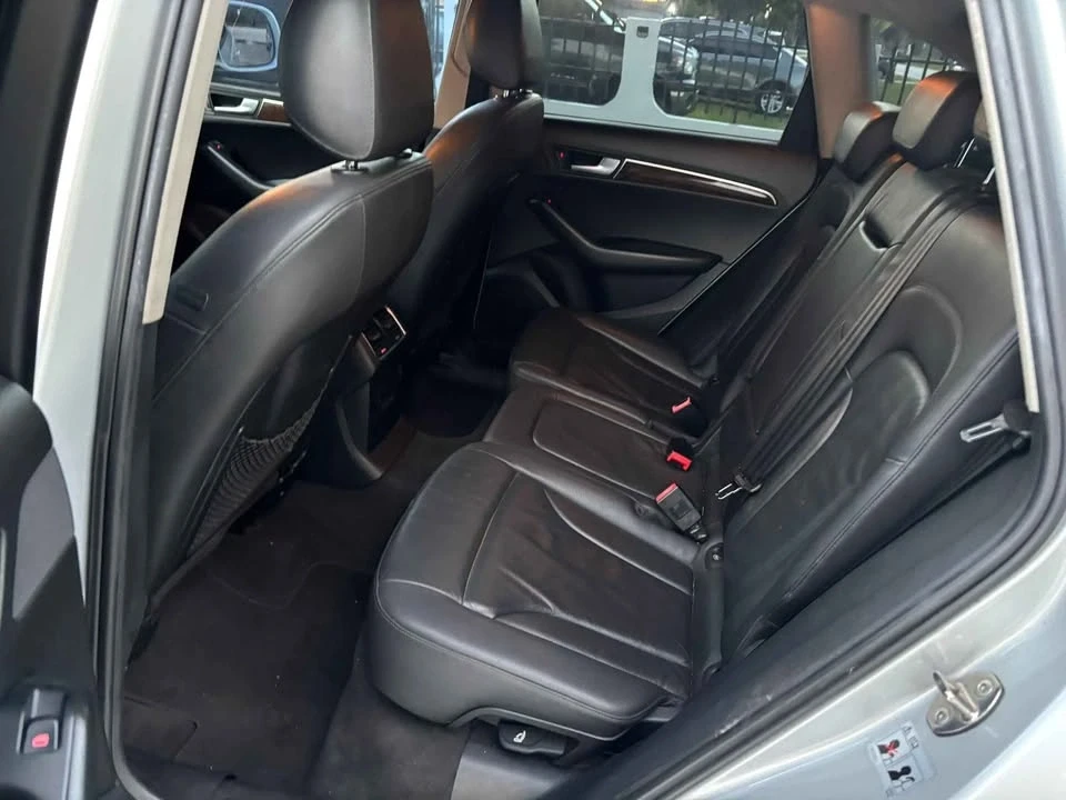 2010 Audi 8R Q5 - Image 10 of 11