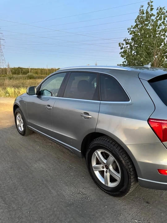 2010 Audi 8R Q5 - Image 3 of 11