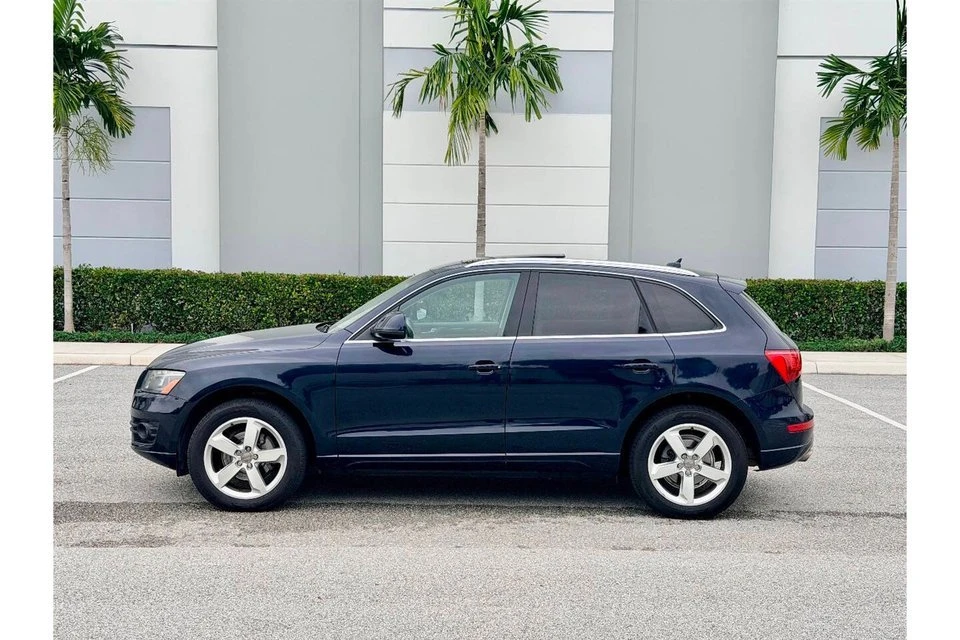 2010 Audi 8R Q5 - Image 2 of 20
