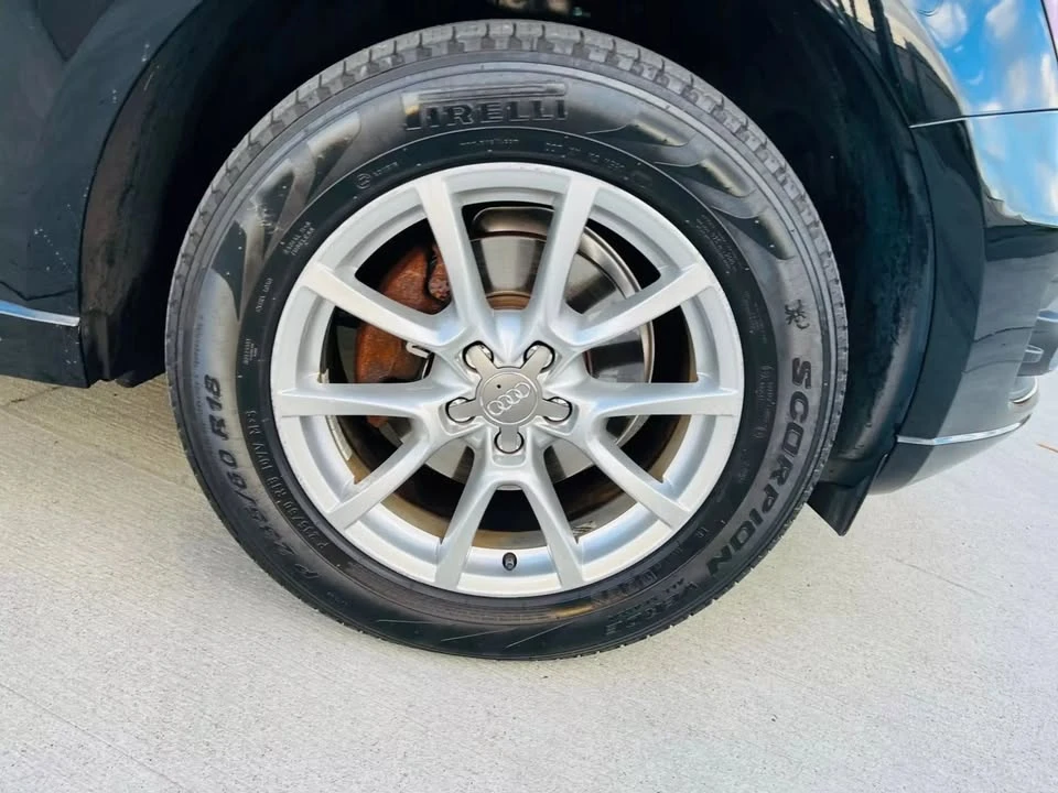 2010 Audi 8R Q5 - Image 9 of 20