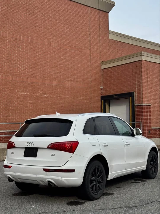 2010 Audi 8R Q5 - Image 3 of 12