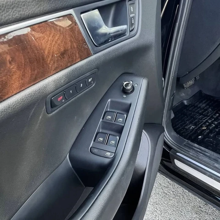 2010 Audi 8R Q5 - Image 7 of 20