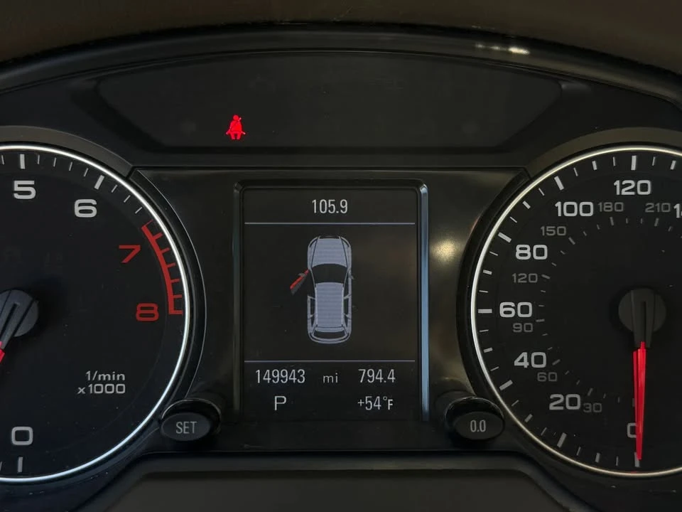 2010 Audi 8R Q5 - Image 9 of 16