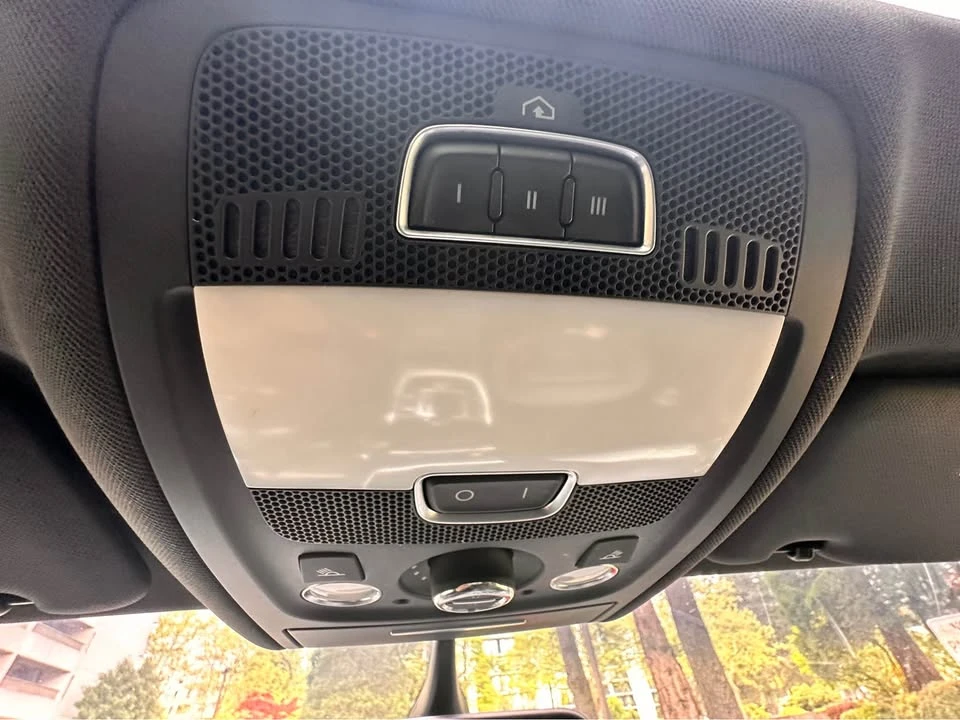 2010 Audi 8R Q5 - Image 13 of 20