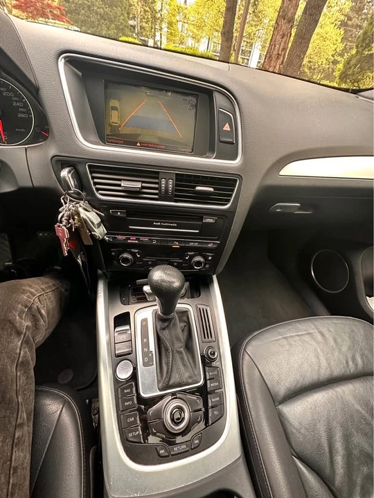 2010 Audi 8R Q5 - Image 10 of 20