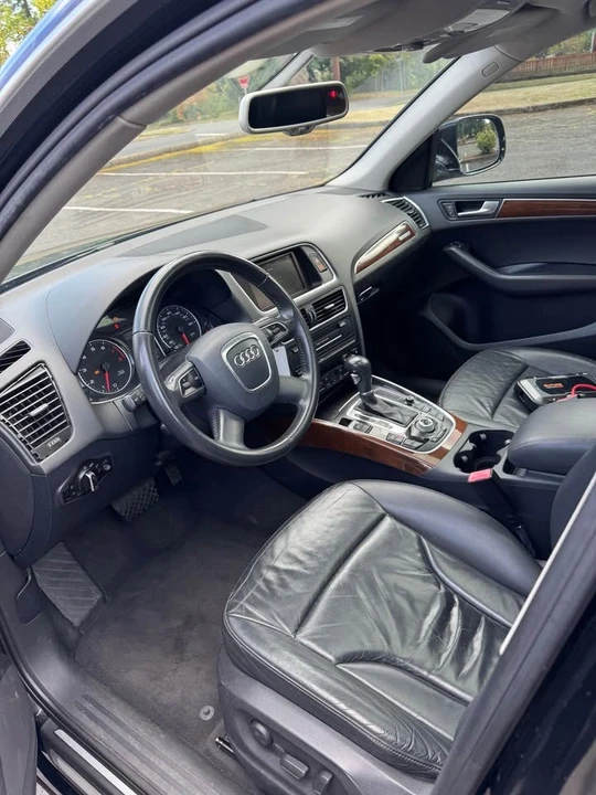 2010 Audi 8R Q5 - Image 5 of 8