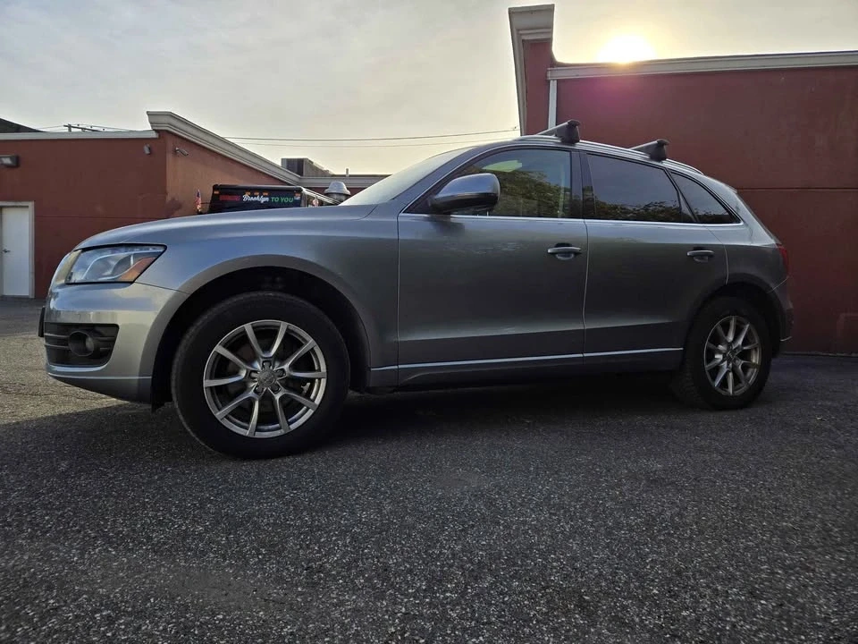 2010 Audi 8R Q5 - Image 2 of 8