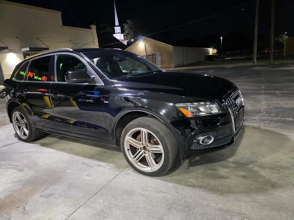 2010 Audi 8R Q5 - Image 2 of 6