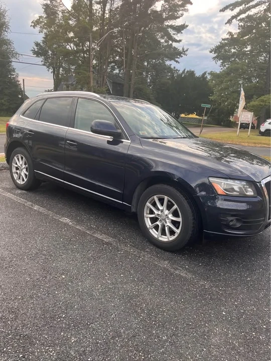 2010 Audi 8R Q5 - Image 2 of 3