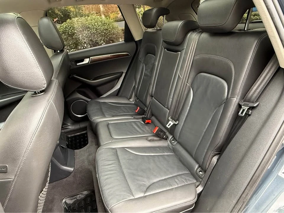 2010 Audi 8R Q5 - Image 13 of 17