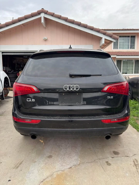2010 Audi 8R Q5 - Image 3 of 15