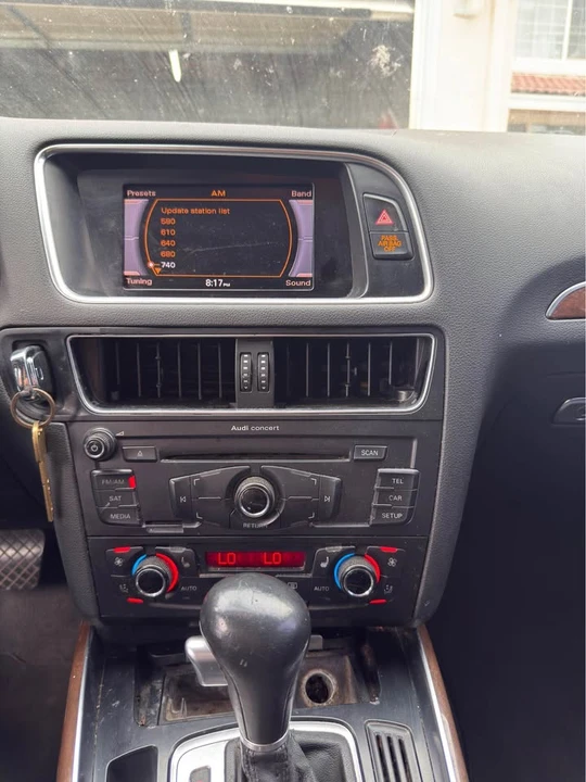 2010 Audi 8R Q5 - Image 11 of 15