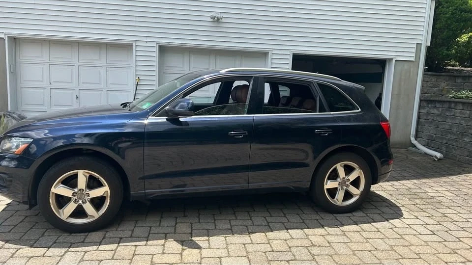 2010 Audi 8R Q5 - Image 6 of 6