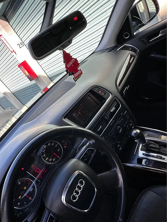 2010 Audi 8R Q5 - Image 5 of 8