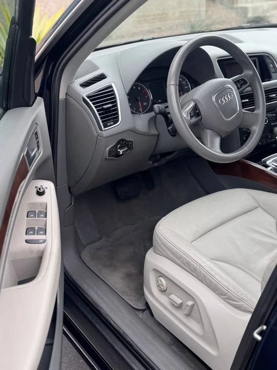 2010 Audi 8R Q5 - Image 6 of 15