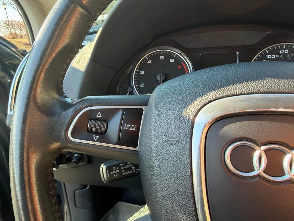 2010 Audi 8R Q5 - Image 10 of 13