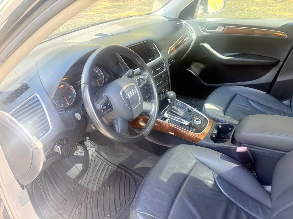 2010 Audi 8R Q5 - Image 6 of 19