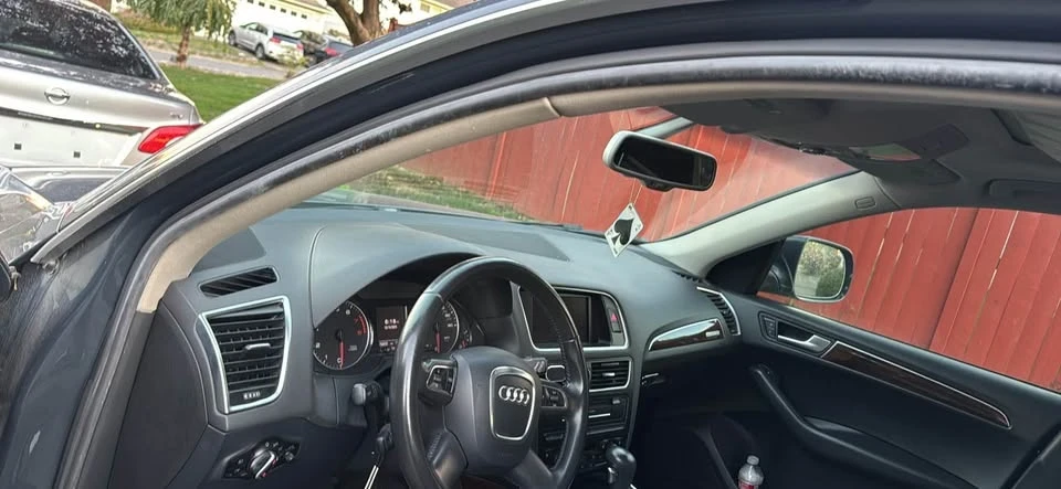 2010 Audi 8R Q5 - Image 5 of 5