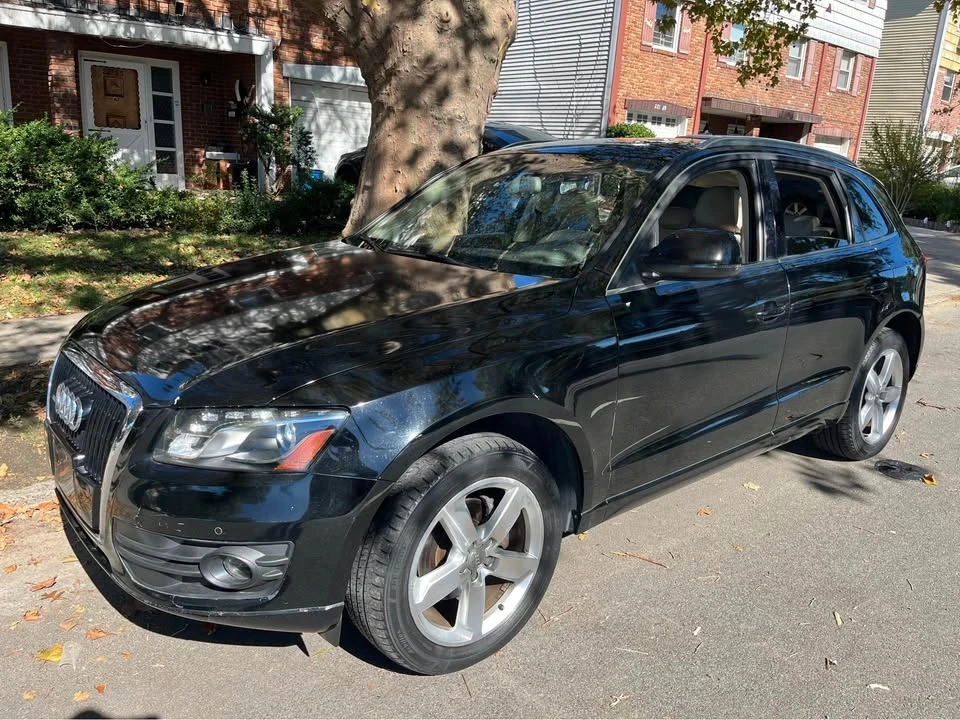 2010 Audi 8R Q5 - Image 2 of 12