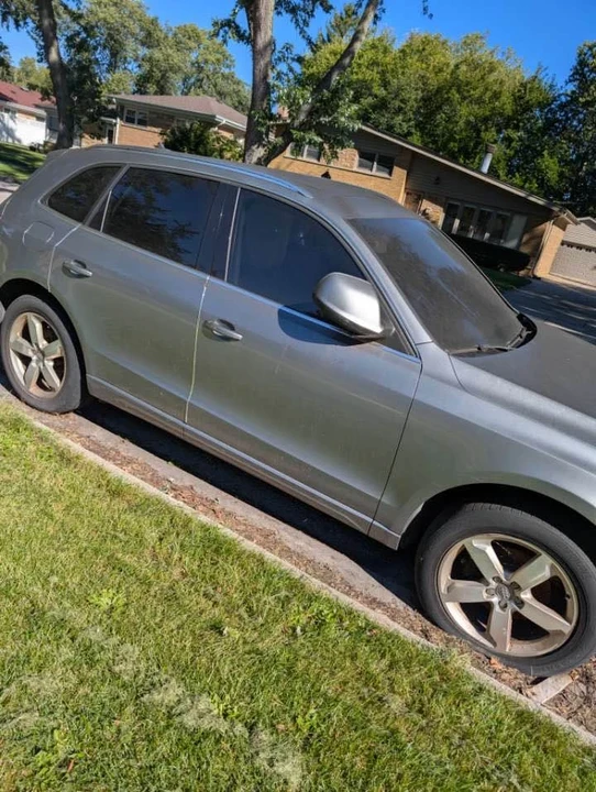 2010 Audi 8R Q5 - Image 2 of 8