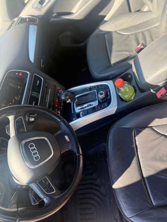 2010 Audi 8R Q5 - Image 3 of 12