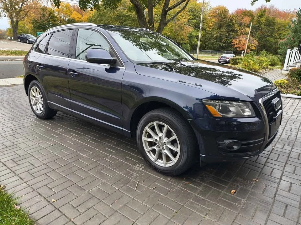 2010 Audi 8R Q5 - Image 2 of 11