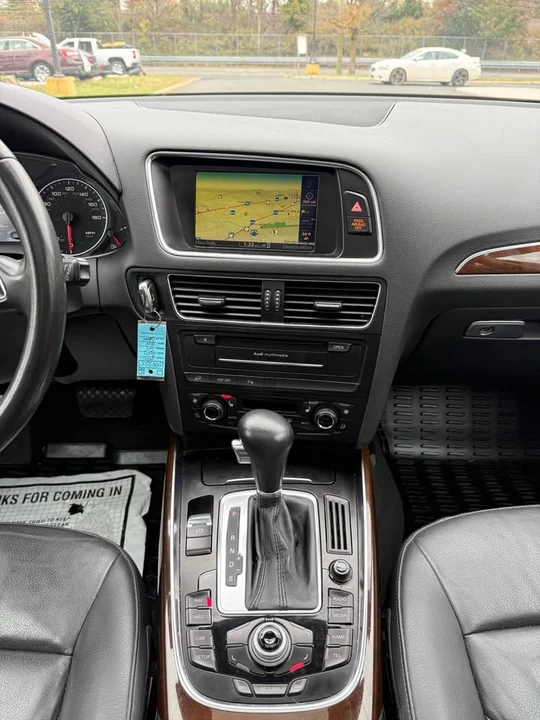 2010 Audi 8R Q5 - Image 10 of 18