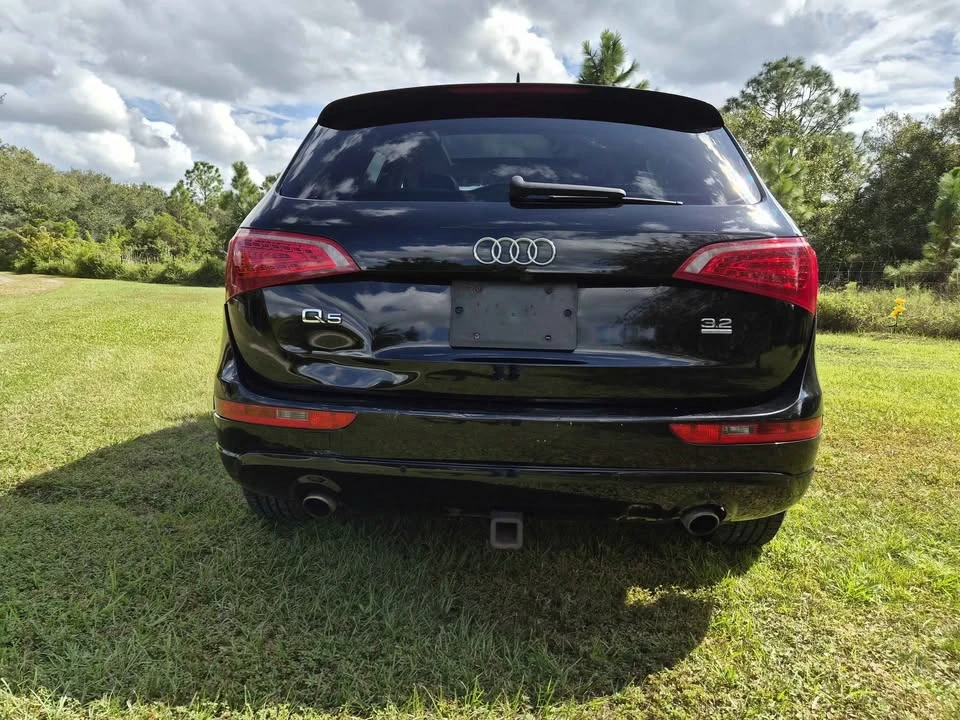 2010 Audi 8R Q5 - Image 8 of 8