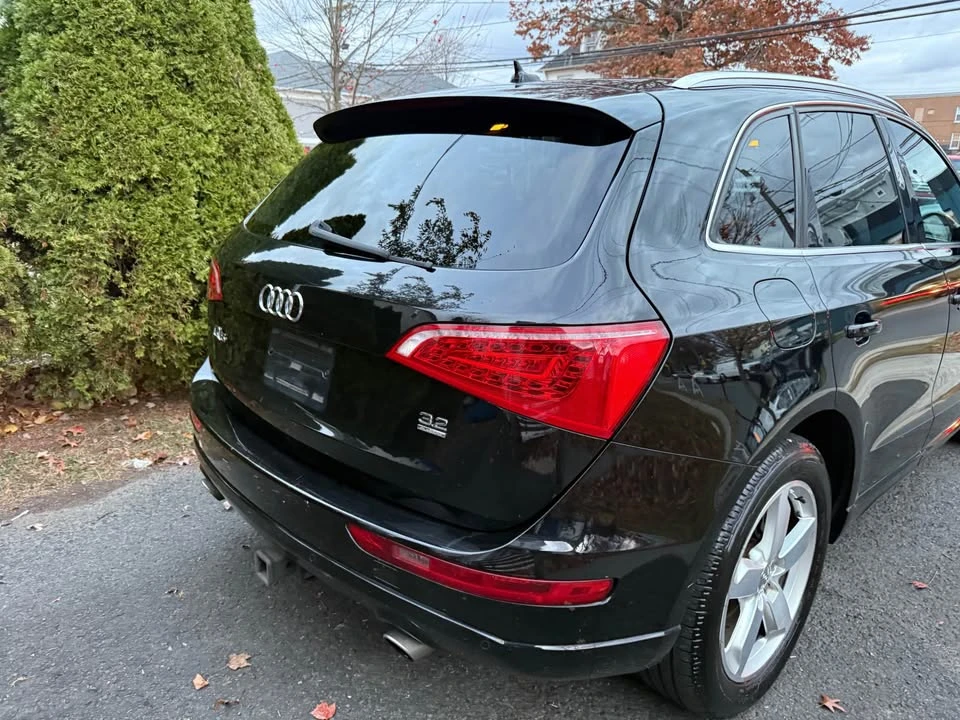 2010 Audi 8R Q5 - Image 3 of 9