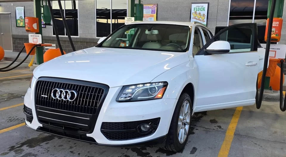 2010 Audi 8R Q5 - Image 3 of 17
