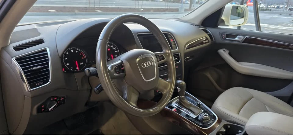 2010 Audi 8R Q5 - Image 13 of 17