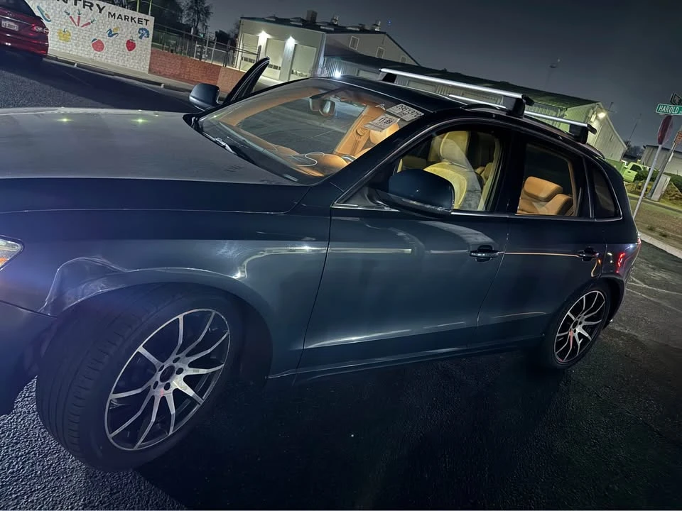 2010 Audi 8R Q5 - Image 3 of 9