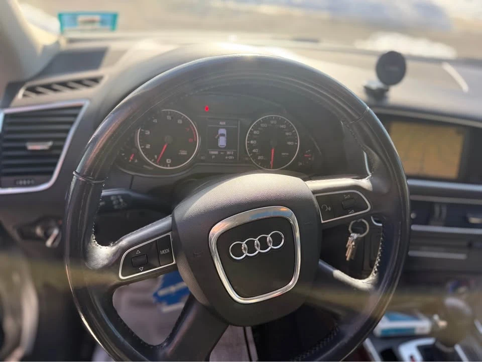 2010 Audi 8R Q5 - Image 10 of 10