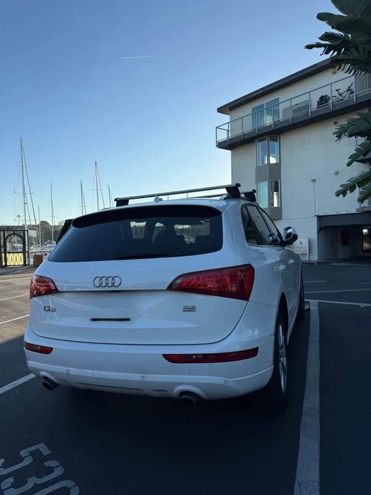 2010 Audi 8R Q5 - Image 4 of 4