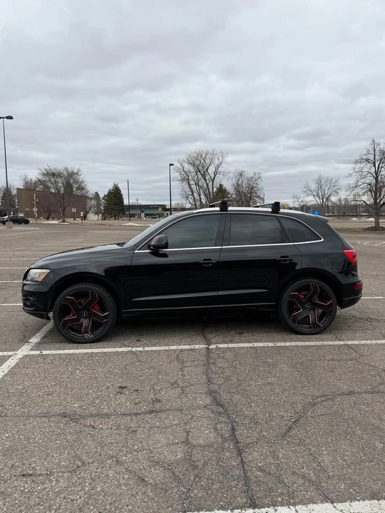 2010 Audi 8R Q5 - Image 10 of 11