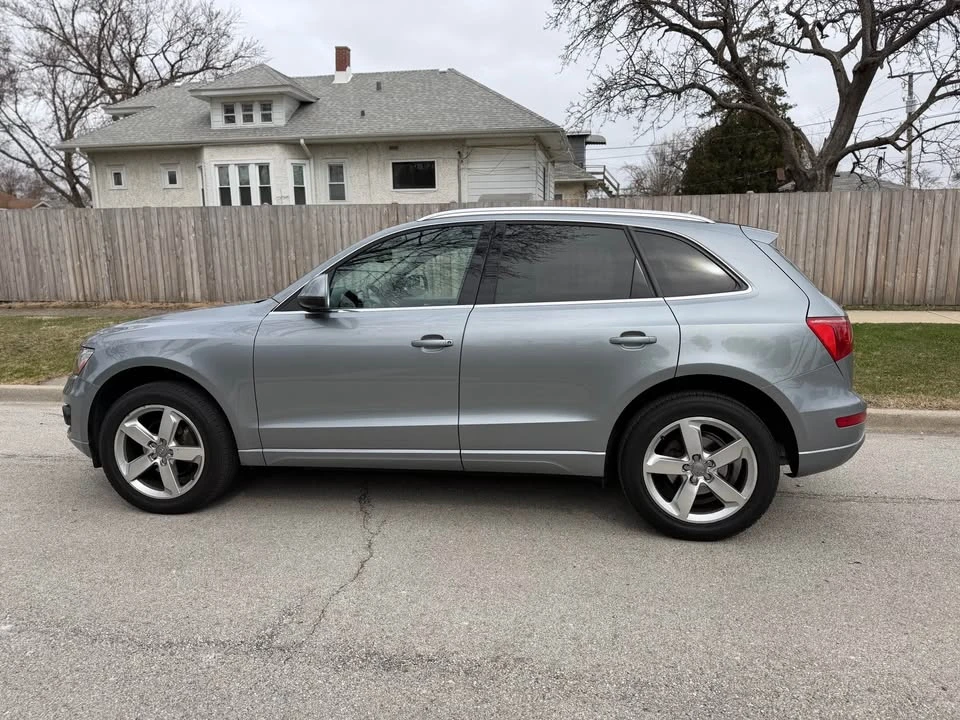 2010 Audi 8R Q5 - Image 2 of 20