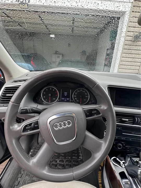 2010 Audi 8R Q5 - Image 7 of 9