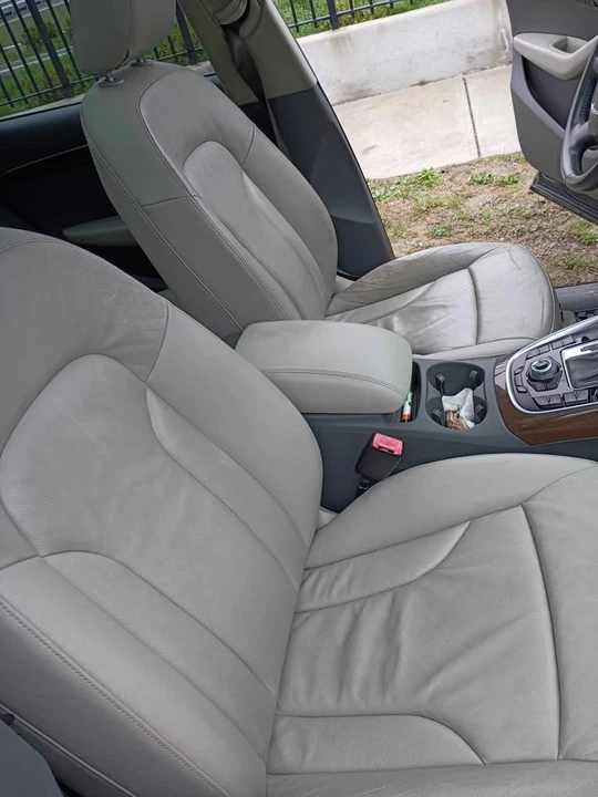2010 Audi 8R Q5 - Image 3 of 10