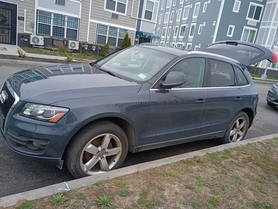 2010 Audi 8R Q5 - Image 9 of 10