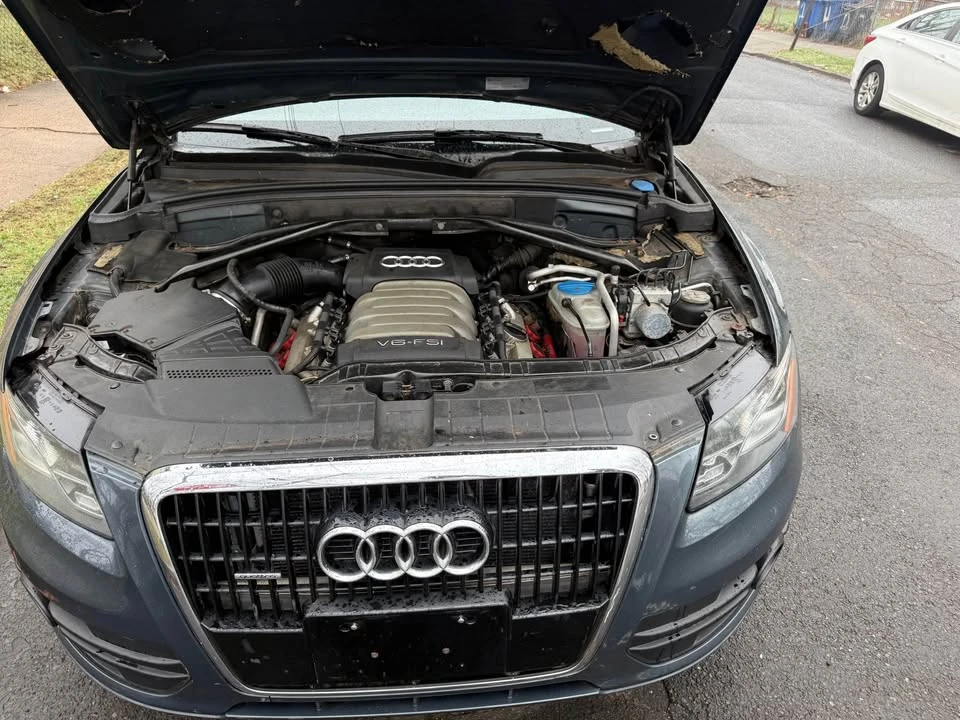 2010 Audi 8R Q5 - Image 2 of 19