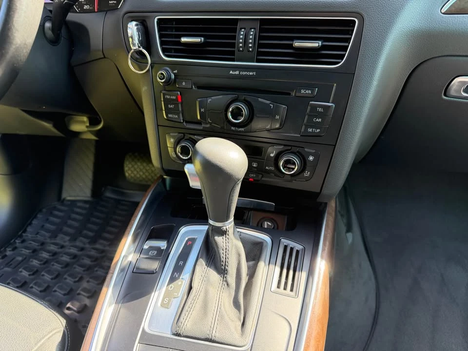 2010 Audi 8R Q5 - Image 6 of 17