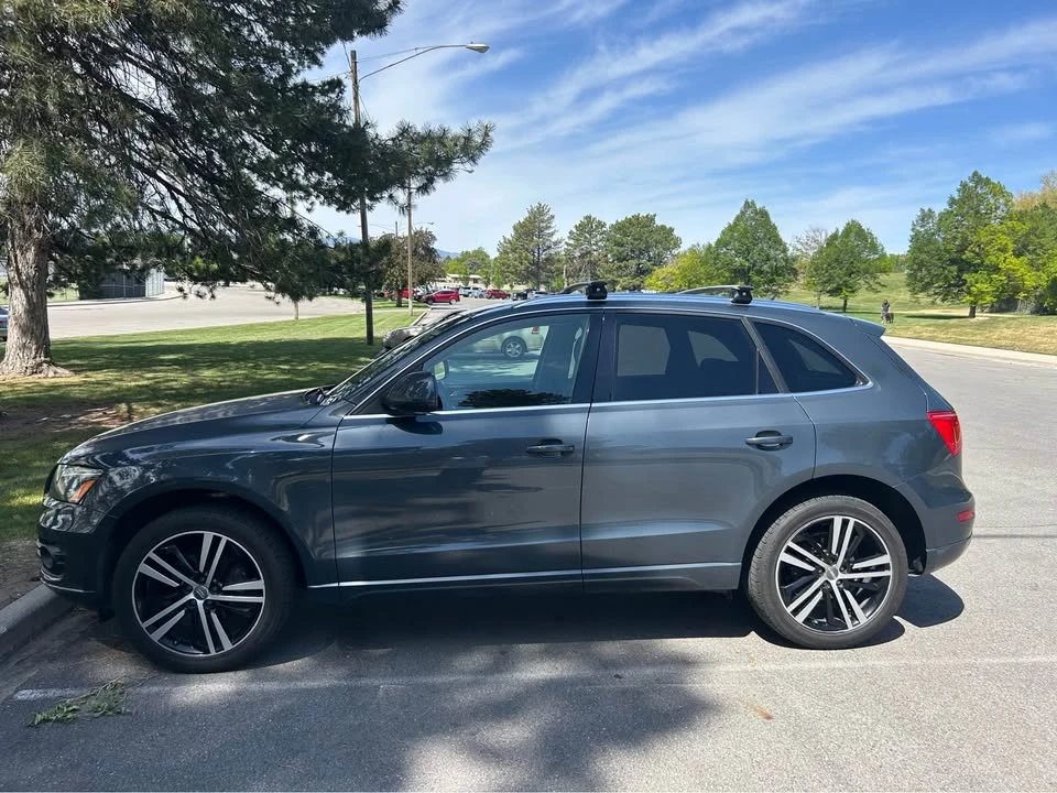 2010 Audi 8R Q5 - Image 2 of 20