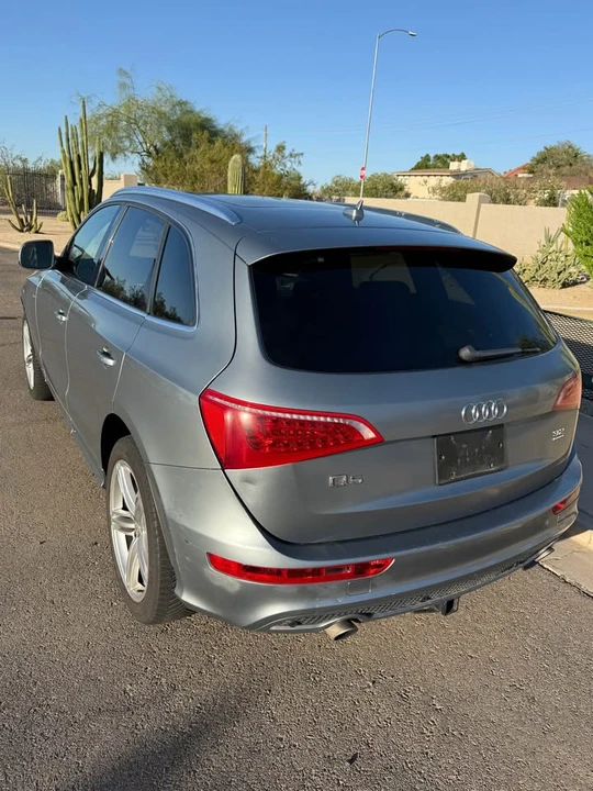 2010 Audi 8R Q5 - Image 12 of 16