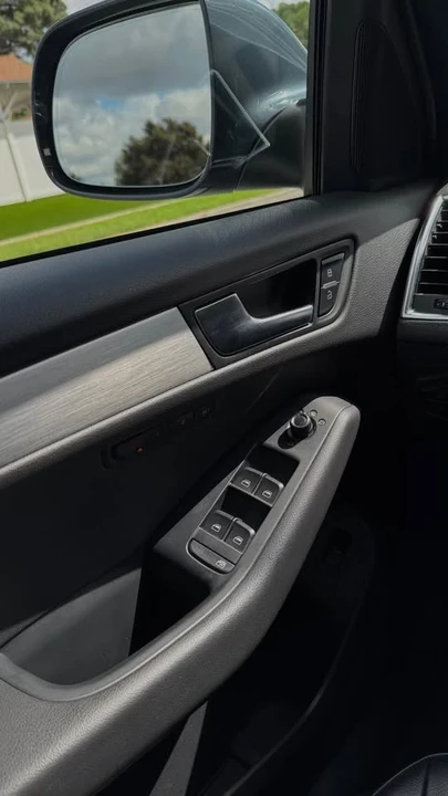 2010 Audi 8R Q5 - Image 13 of 16